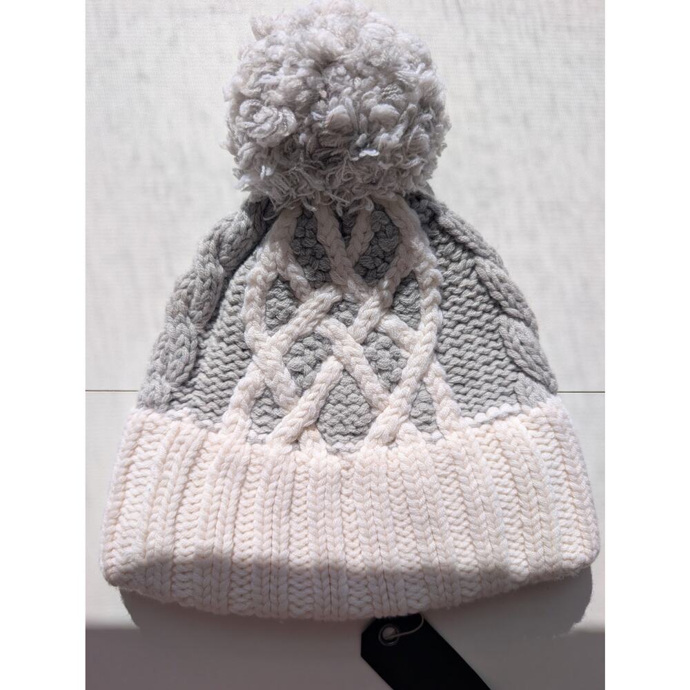 NWT Rag & Bone $150 100% Wool Cable Knit Pom Hat Beanie Ivory Light Grey